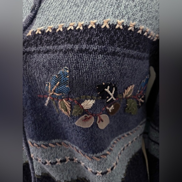 Vintage 90’s Blue Leaf Embroidered Cottagecore Cardigan - Picture 4 of 9